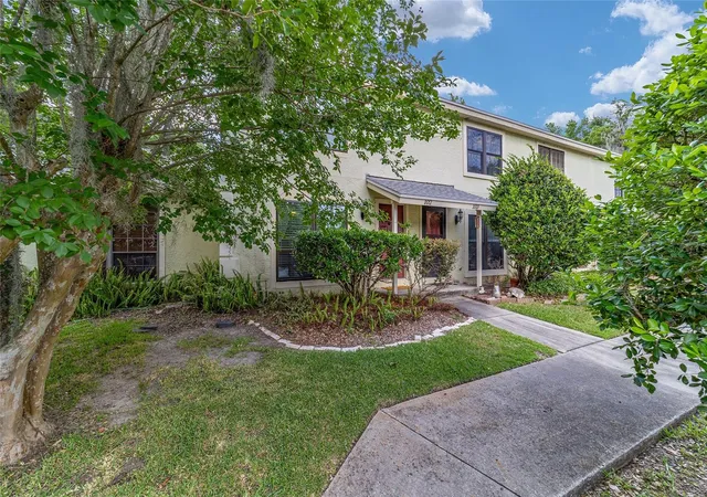 1st image of 1701 Se 24th Rd #102, Ocala, FL 34471 | MLS# OM725109
