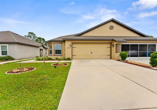 Photo 3 of Single family home for sale at 8975 Southern Charm Cir, Brooksville, FL 34613 | MLS# TB8510828 | Listing updated on 2026-08-06
