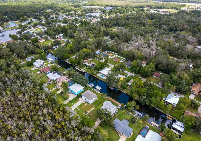 Photo 4 of Single family home for sale at 3625 N Suwannee Point, Crystal River, FL 34428 | MLS# OM725111 | Listing updated on 2026-07-14