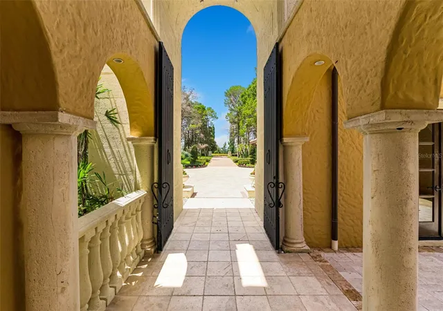 4th image of 16619 Arezo Ct, Montverde, FL 34756 | MLS# G5112651