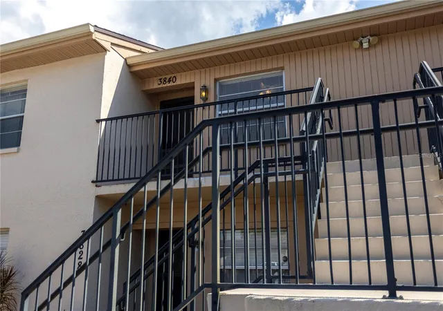 Homes for sale in Holiday, FL | 3840 Staysail Ln #3840, Holiday, FL 34691 | MLS# TB8510841