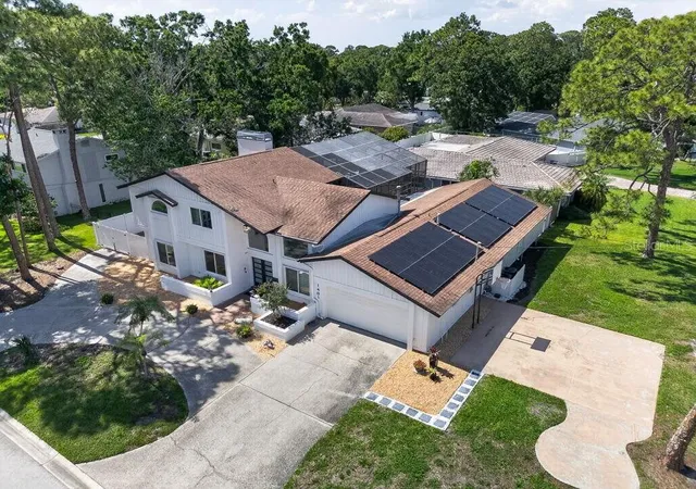Photo 3 of Single family home for sale at 1461 87th Avenue N, Saint Petersburg, FL 33702 | MLS# TB8510842 | Listing updated on 2026-10-26