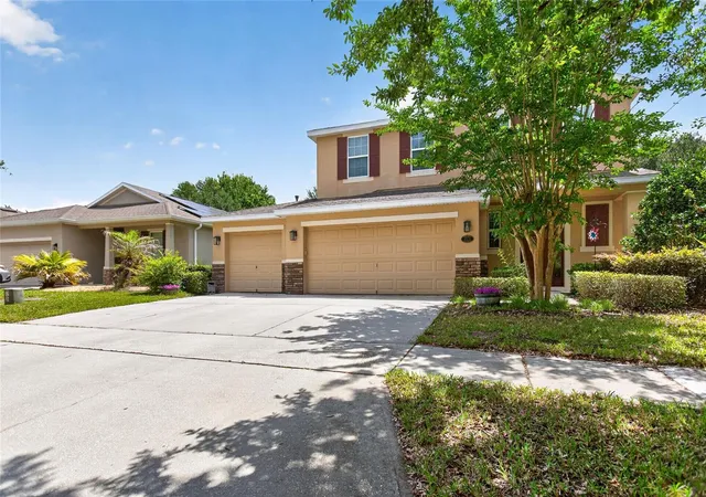 Homes for sale in Deland, FL | 213 Victoria Trails Blvd, Deland, FL 32724 | MLS# O6409664