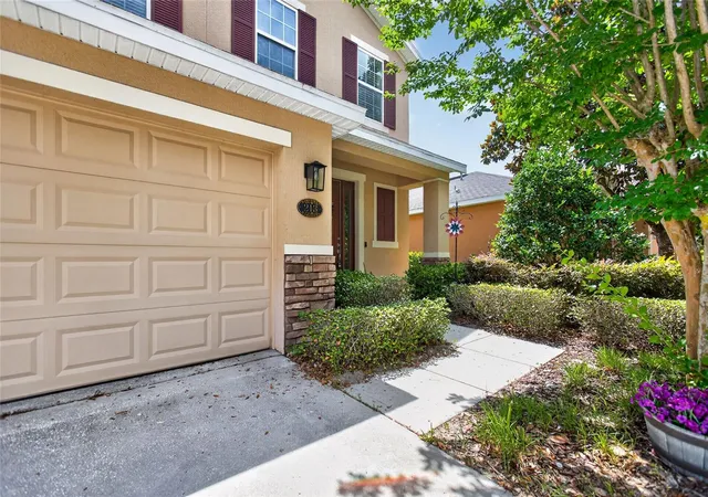Homes for sale in Deland, FL | 213 Victoria Trails Blvd, Deland, FL 32724 | MLS# O6409664