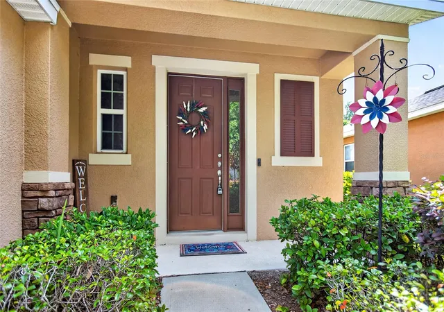 Homes for sale in Deland, FL | 213 Victoria Trails Blvd, Deland, FL 32724 | MLS# O6409664