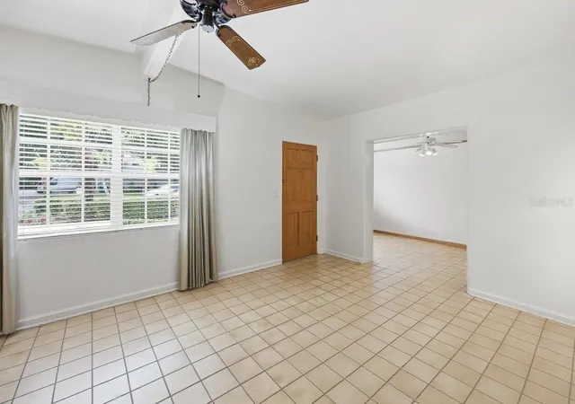 Photo 5 of Single family home for sale at 516 S Highland Ave, Winter Garden, FL 34787 | MLS# O6409675 | Listing updated on 2026-08-31