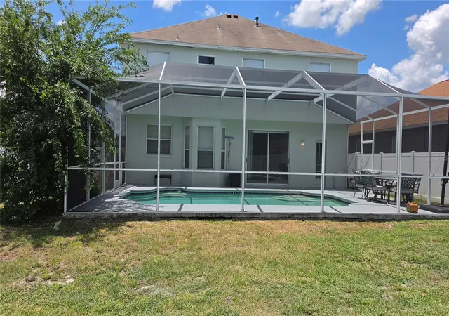3rd image of 10422 Glen Willow Ln, Tampa, FL 33647 | MLS# TB8510880