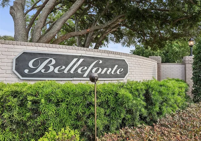 Photo 3 of Single family home for sale at 1012 Morfield Ln, Brandon, FL 33511 | MLS# TB8510882 | Listing updated on 2026-10-13