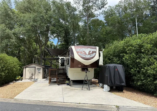 2nd image of 2853 Ne 104th Ter, Silver Springs, FL 34488 | MLS# O6409716