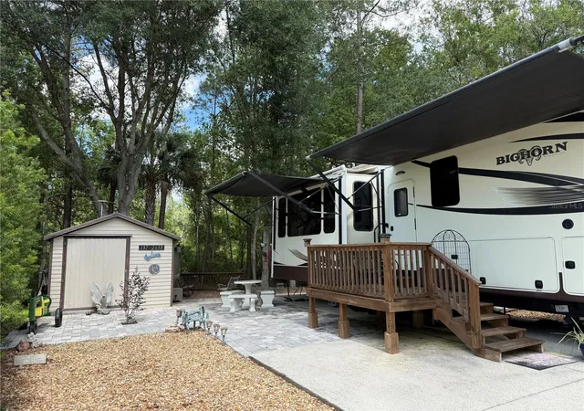 4th image of 2853 Ne 104Th Ter, Silver Springs, FL 34488 | MLS# O6409716