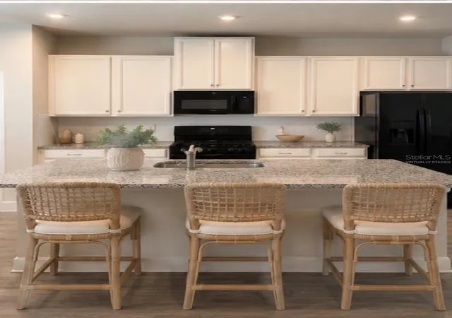 Photo 4 of Townhouse for sale at 15084 Caravan Ave, Odessa, FL 33556 | MLS# TB8510897 | Listing updated on 2026-10-09