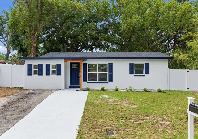 3rd image of 10003 N 24Th St, Tampa, FL 33612 | MLS# TB8510907