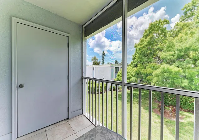 2nd image of 5310 26Th St W, BRADENTON, FL 34207