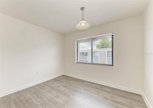 Photo 4 of Condo for sale at 5310 26th Street W #1506, Bradenton, FL 34207 | MLS# A4694411 | Listing updated on 2026-08-19