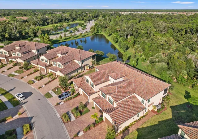 4th image of 12460 Ghiberti Cir #202, Venice, FL 34293 | MLS# N6144426