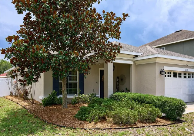 1st image of 2802 Winglewood Cir, Lutz, FL 33558 | MLS# TB8510926