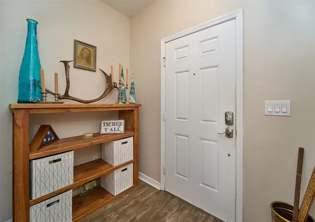 4th image of 2802 Winglewood Cir, Lutz, FL 33558 | MLS# TB8510926