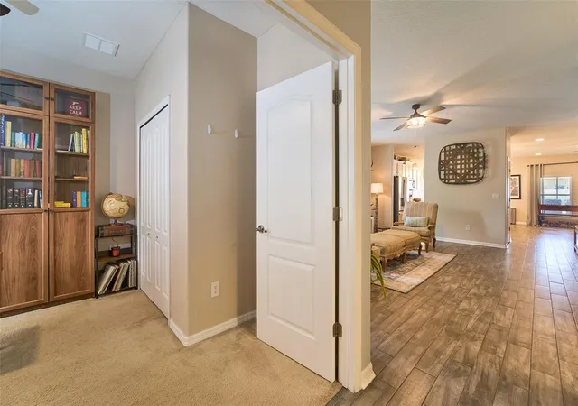 5th image of 2802 Winglewood Cir, Lutz, FL 33558 | MLS# TB8510926