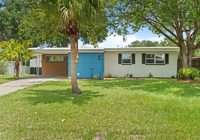Homes for sale in Tampa, FL | 10221 N Fleetwood Dr, Tampa, FL 33612 | MLS# TB8510927