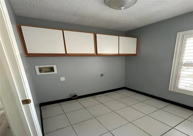 36th image of 5106 Stonehurst Rd, Tampa, FL 33647 | MLS# TB8510930