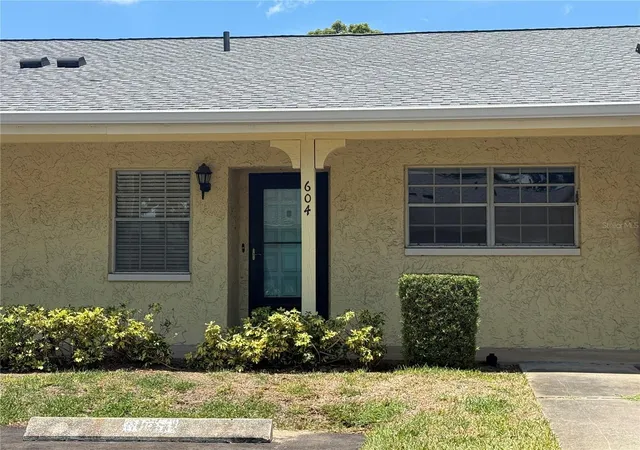 3rd image of 2465 Northside Dr #604, Clearwater, FL 33761 | MLS# TB8510932