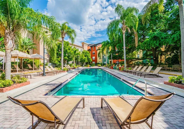 2nd image of 2411 W Horatio St, TAMPA, FL 33609