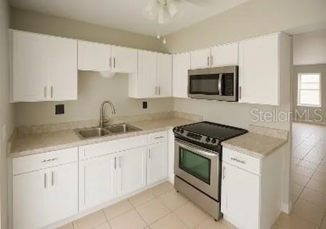2nd image of 3011 Ernest Dr, Auburndale, FL 33823 | MLS# A4694414