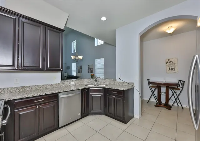 4th image of 3019 Old Fulton Pl, Brandon, FL 33510 | MLS# TB8510947