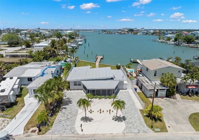 Homes for sale in Madeira Beach, FL | 708 Sunset Cvs, Madeira Beach, FL 33708 | MLS# TB8510951