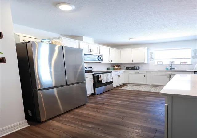 3rd image of 9553 Summers Cay Cir, Thonotosassa, FL 33592 | MLS# TB8510961