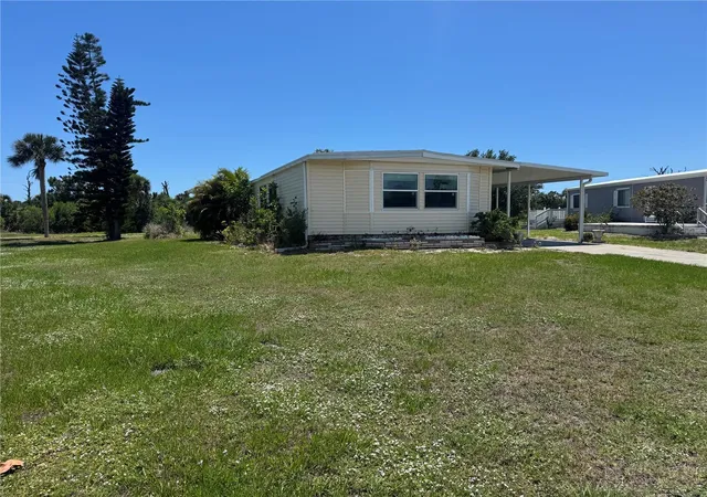 Homes for sale in Englewood, FL | 3312 Blue Jay Ln, Englewood, FL 34224 | MLS# A4694420