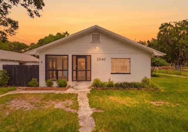 Homes for sale in Auburndale, FL | 2040 Old Dixie Hwy, Auburndale, FL 33823 | MLS# L4962069