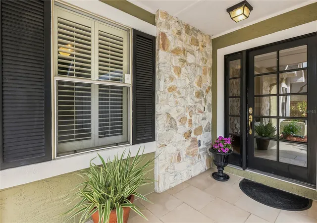 Photo 3 of Single family home for sale at 3200 Heathgate Ct, Orlando, FL 32812 | MLS# O6409765 | Listing updated on 2026-10-04