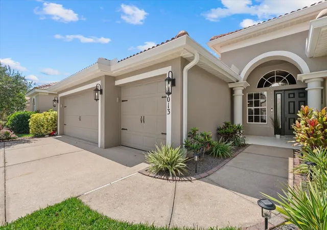 3rd image of 9013 Kingsbury Pl, Bradenton, FL 34212 | MLS# A4694427