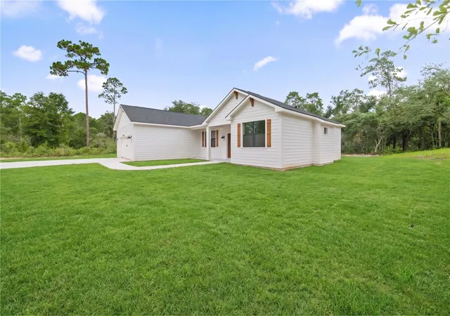 3rd image of 35425 Nutmeg Dr, Webster, FL 33597 | MLS# TB8511001