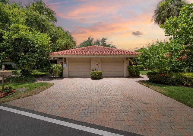 Photo 1 of Condo for sale at 4820 Kestral Park Cir #18, Sarasota, FL 34231 | MLS# A4694438 | Listing updated on 2026-08-30
