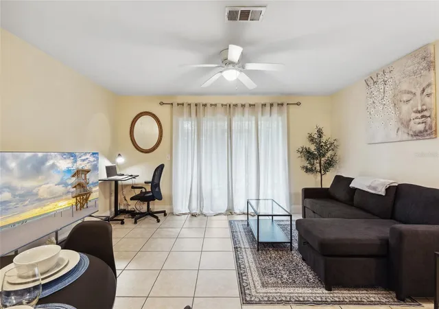 5th image of 2635 Sw 35Th Pl #1704, Gainesville, FL 32608 | MLS# GC540504