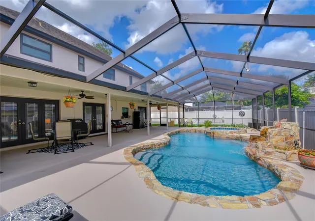 Homes for sale in Valrico, FL | 1227 Rainbrook Cir, Valrico, FL 33596 | MLS# TB8511004