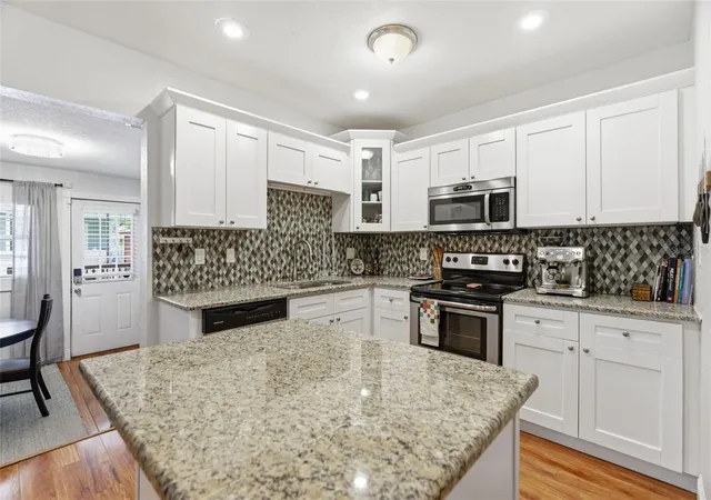 3rd image of 3017 N Woodrow Ave, Tampa, FL 33603 | MLS# TB8511020