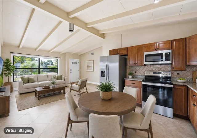 Photo 3 of Sale Pending at 2715 Ingot Pl, Sarasota, FL 34235 | MLS# A4694449 | Listing updated on 2026-09-14