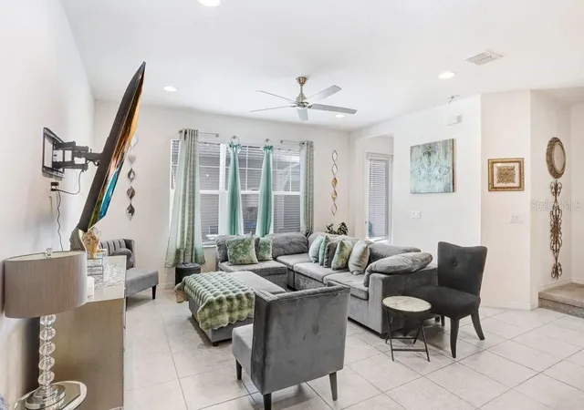 Photo 3 of Townhouse for sale at 6321 Camino Dr, Apollo Beach, FL 33572 | MLS# TB8511024 | Listing updated on 2026-10-03