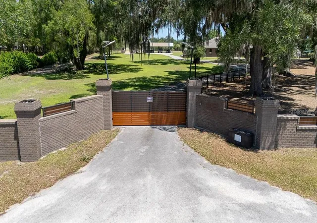 5th image of 830 Nw 111Th Ln, Oxford, FL 34484 | MLS# S5150375