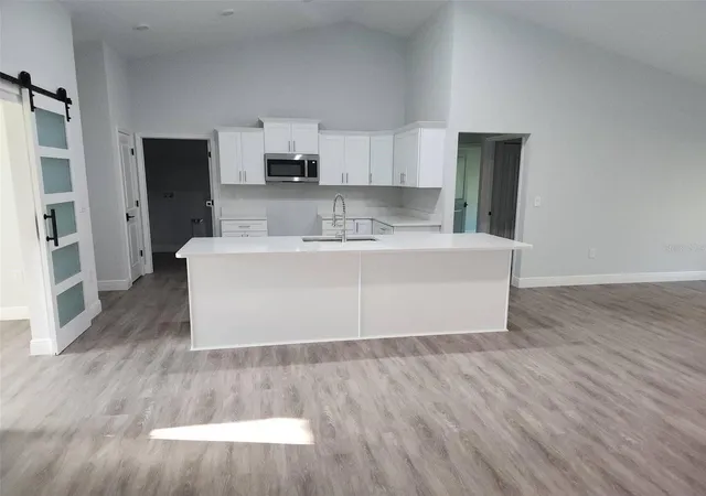 Photo 4 of Sale Pending at 1111 Dagmar Ave, Spring Hill, FL 34606 | MLS# TB8511035 | Listing updated on 2026-10-08