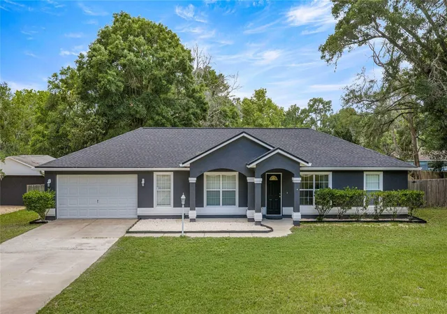 1st image of 13980 Se 53rd Ave, Summerfield, FL 34491 | MLS# OM725153