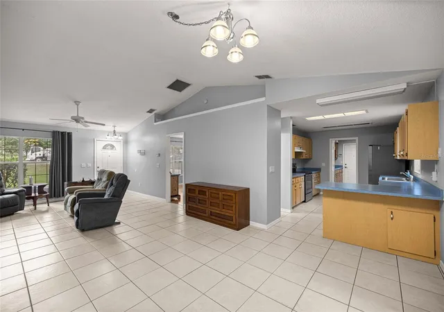 5th image of 13980 Se 53Rd Ave, Summerfield, FL 34491 | MLS# OM725153