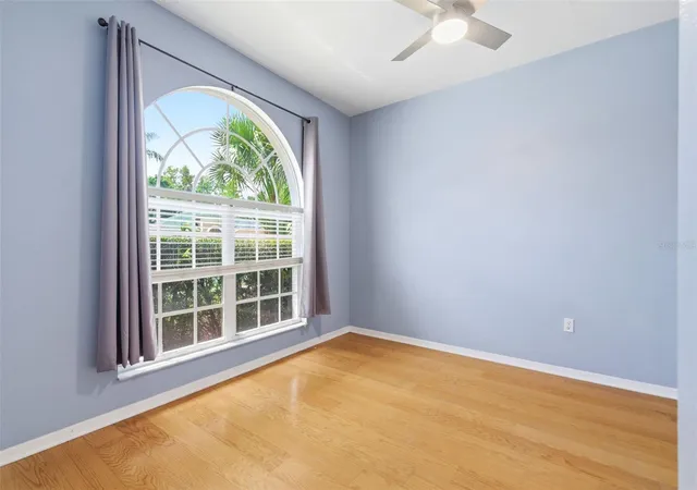 5th image of 1623 Crossvine Ct, Trinity, FL 34655 | MLS# W7885975