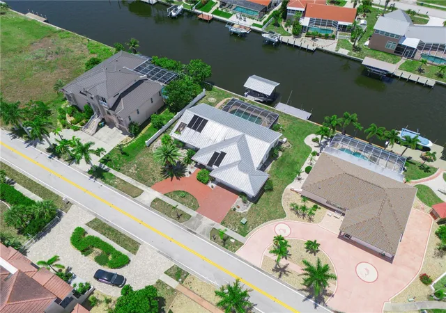 Photo 4 of Single family home for sale at 262 George Rd SE, Port Charlotte, FL 33952 | MLS# C7526440 | Listing updated on 2026-05-23