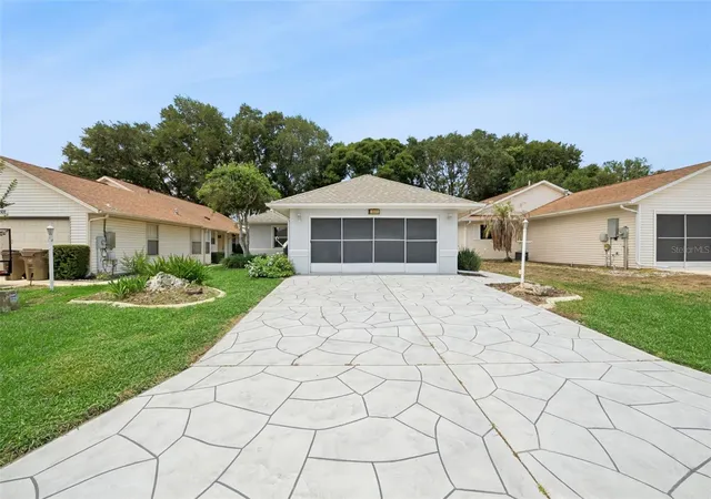 Photo 3 of Single family home for sale at 5503 Laver St, Leesburg, FL 34748 | MLS# G5112726 | Listing updated on 2026-10-04