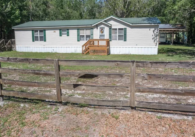 Photo 3 of Manufactured home for sale at 17824 Ne 143rd Terrace, Waldo, FL 32694 | MLS# GC540510 | Listing updated on 2026-10-01