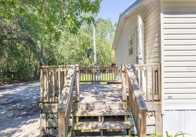 Photo 35 of Manufactured home for sale at 17824 NE 143rd Terrace, WALDO, FL 32694 | MLS# GC540510 | Listing updated on 2026-10-01